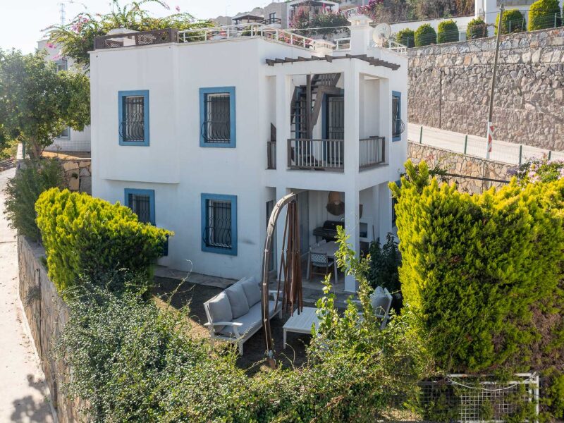 Küçükbük'te Havuzlu Site İçinde Müstakil 3+1 Satılık Dubleks Villa — Gündoğan fotoğraf 1