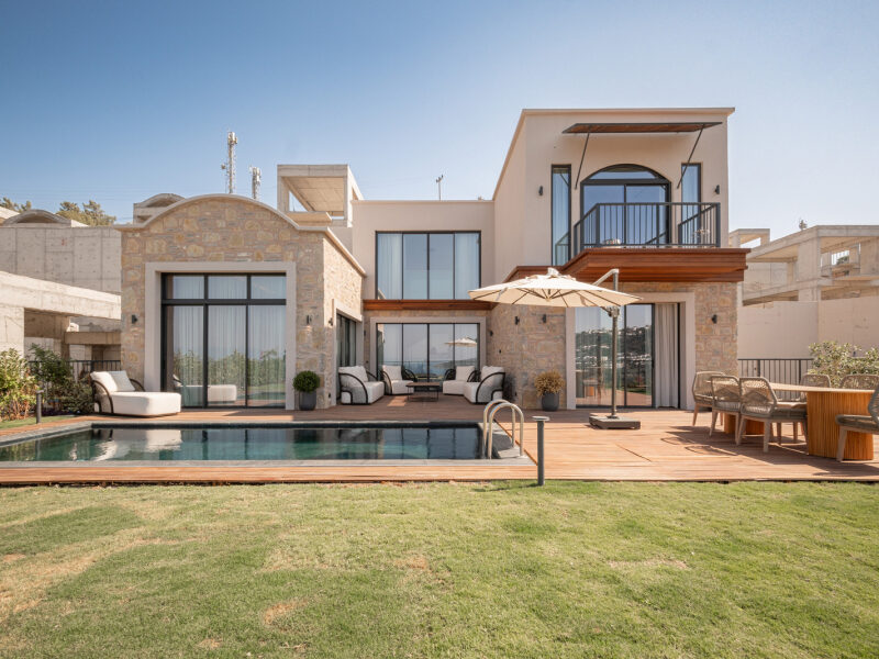 Hebil’de Özel Plajlı Sitede Deniz Manzaralı 4+1 Satılık Akıllı Villa — Göltürkbükü fotoğraf 1