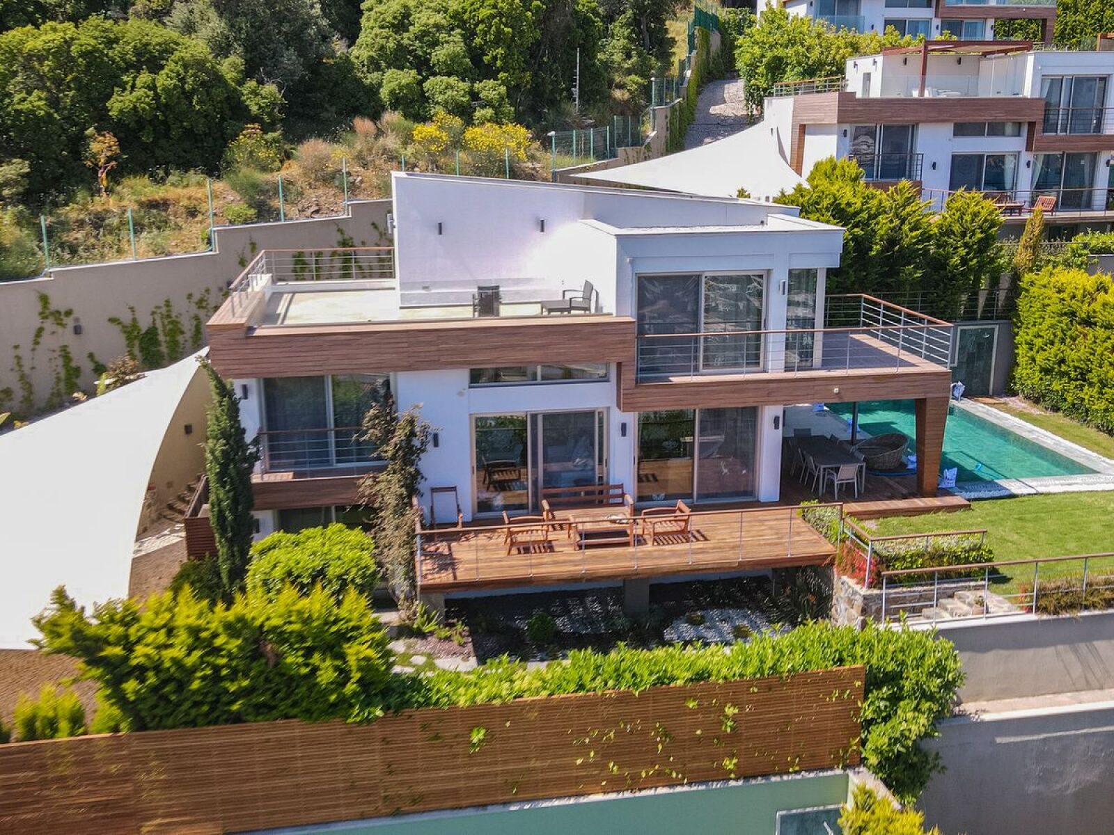 Yalıkavak'ta Deniz Manzaralı Bahçeli Havuzlu 4+1 Satılık Villa — Yalıkavak fotoğraf 2