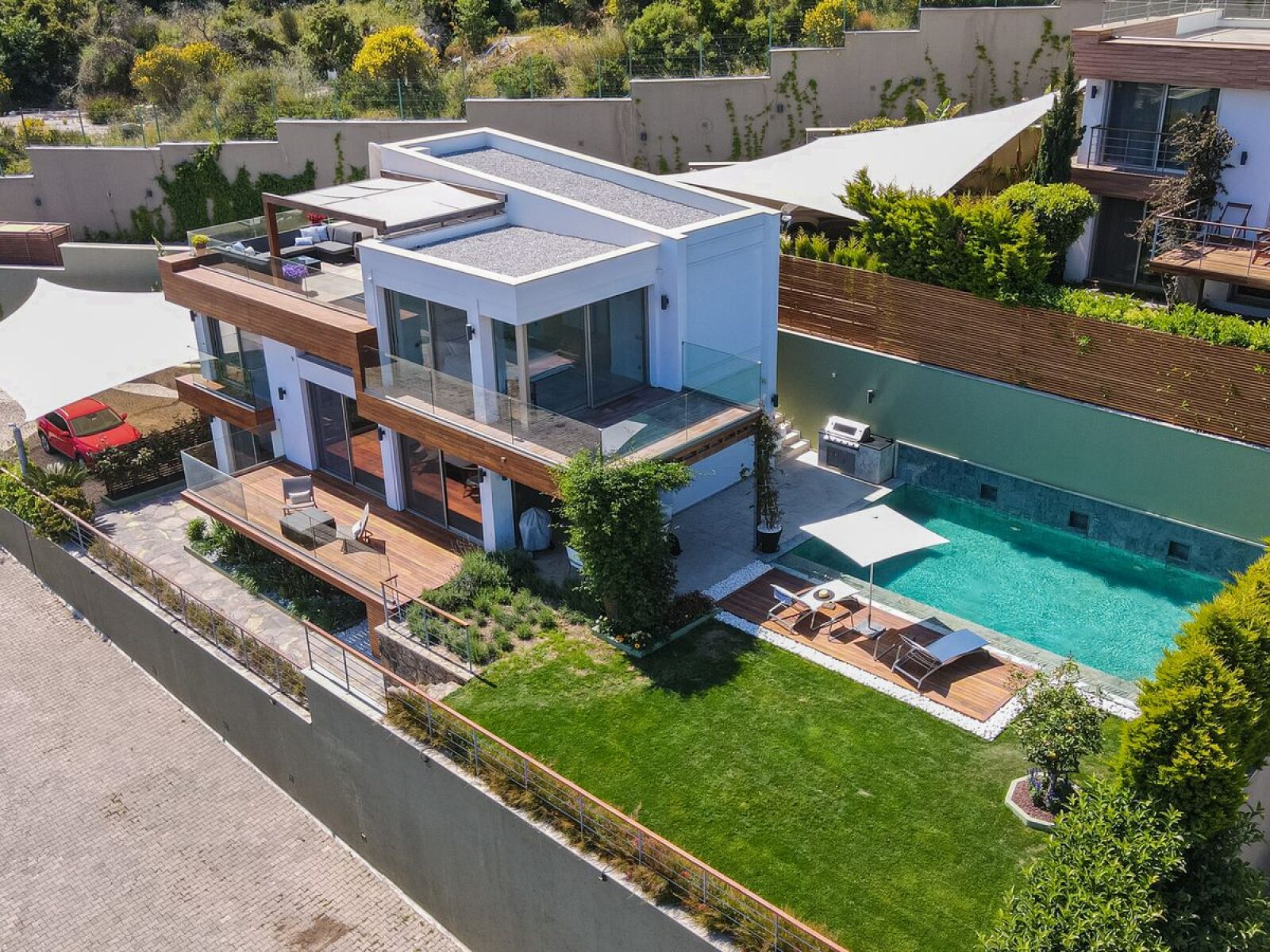 Yalıkavak'ta Deniz Manzaralı Bahçeli Havuzlu 4+1 Satılık Villa — Yalıkavak fotoğraf 1