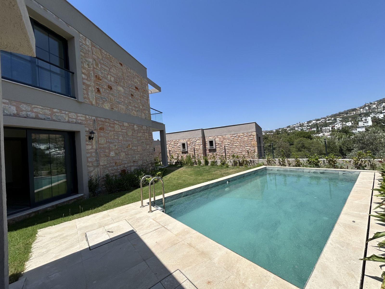 Gündoğan'da Denize Yürüme Mesafesinde Havuzlu 4+1 Villa — Gündoğan fotoğraf 4