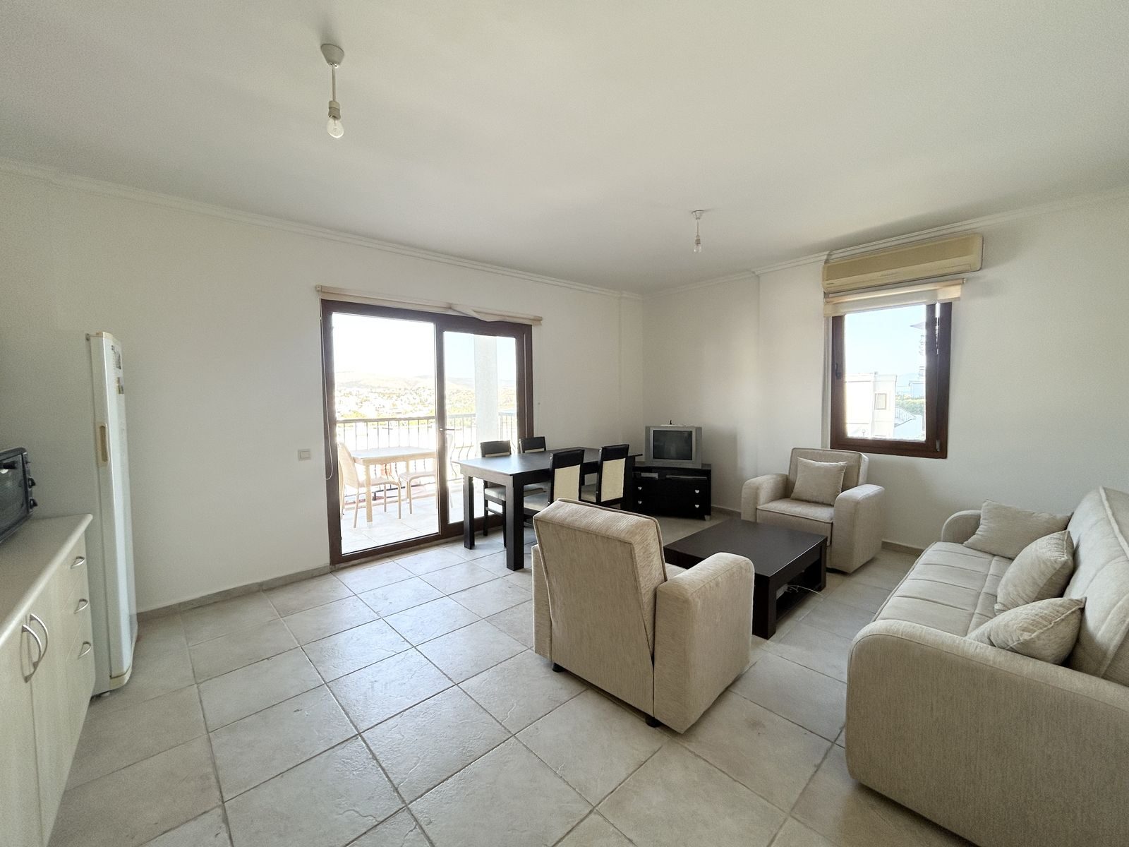 Havuzlu Site İçerisinde Deniz Manzaralı 2+1 Daire — Gümbet fotoğraf 4