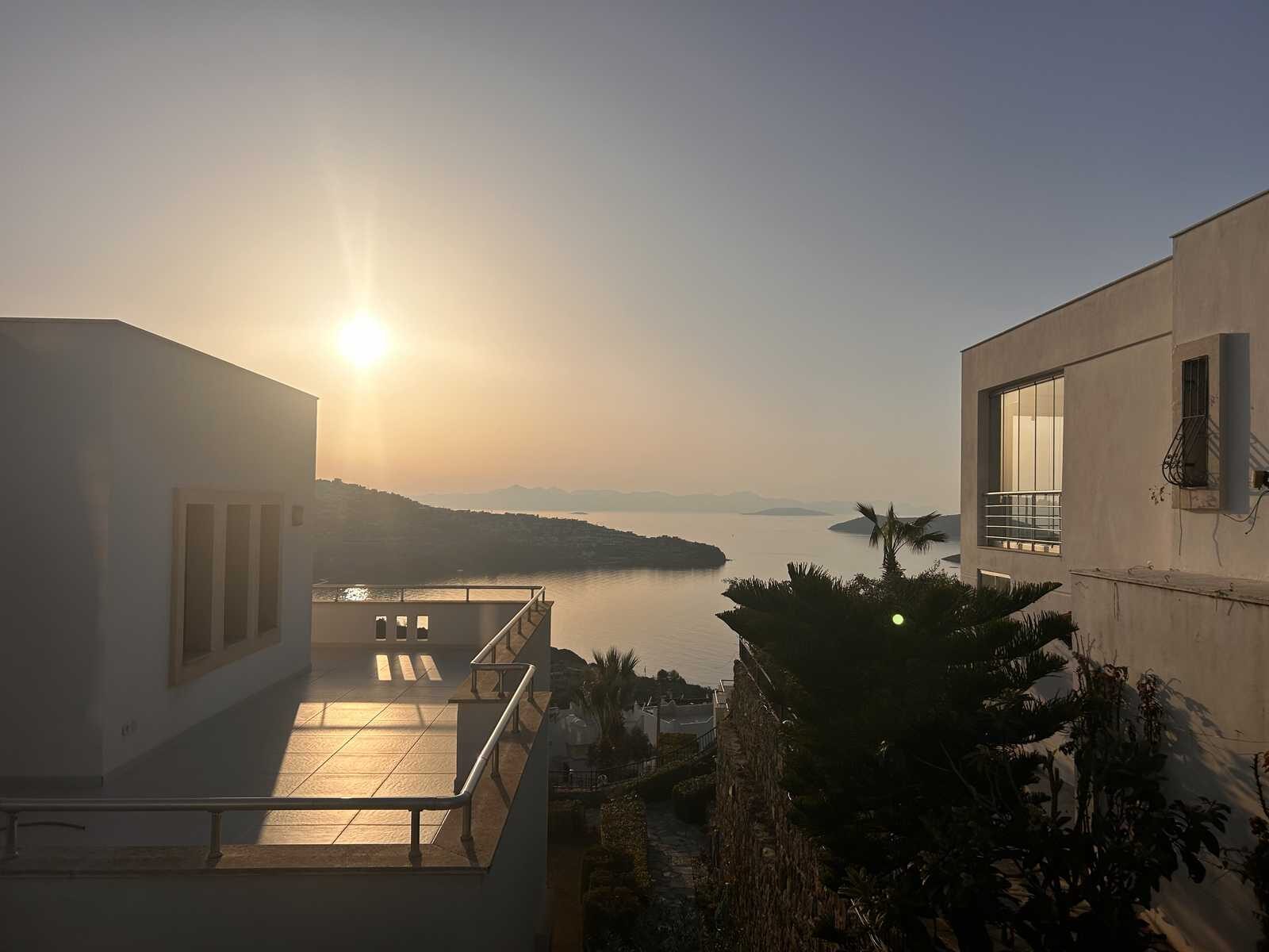 Yalıkavak’ta, Site İçinde, Geniş Bahçeli, Eşyalı, 2+1 Satılık Daire — Yalıkavak fotoğraf 2