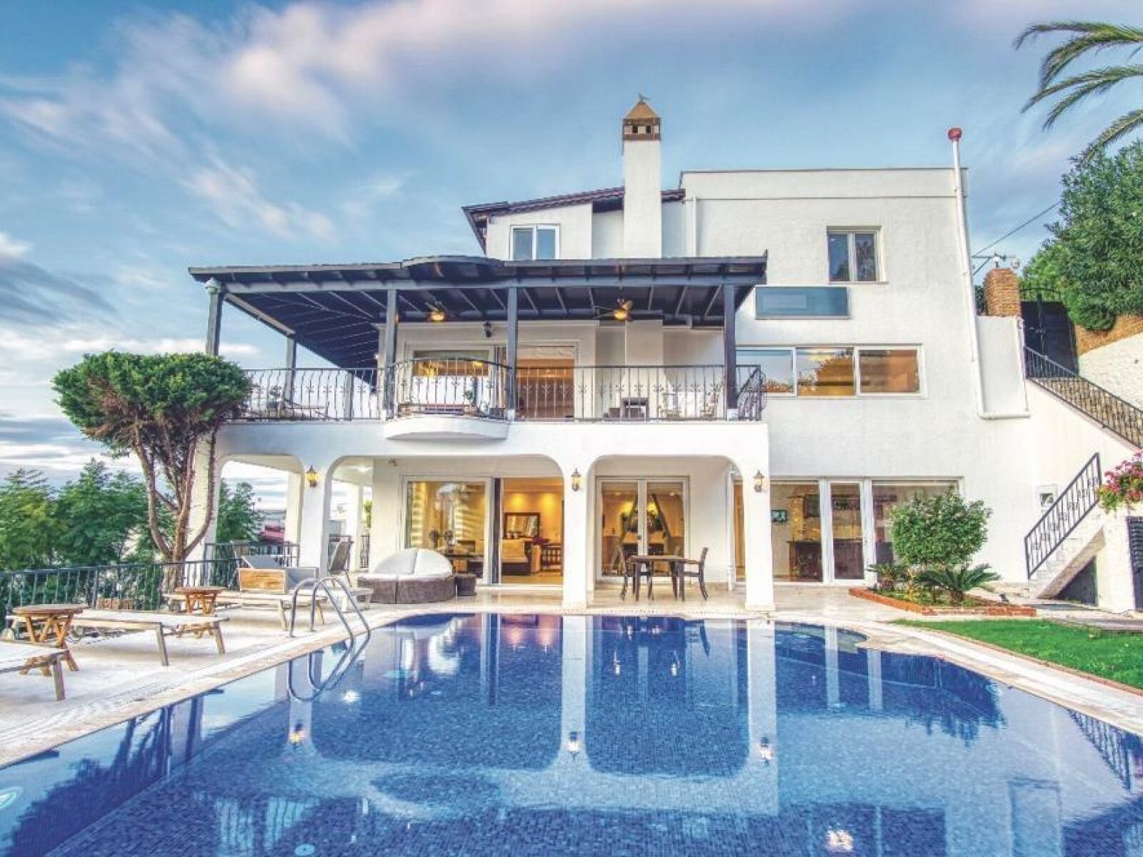 Yalıkavak'ta Muhteşem Deniz Manzaralı, Havuzlu 6+2 Satılık Villa — Yalıkavak fotoğraf 5