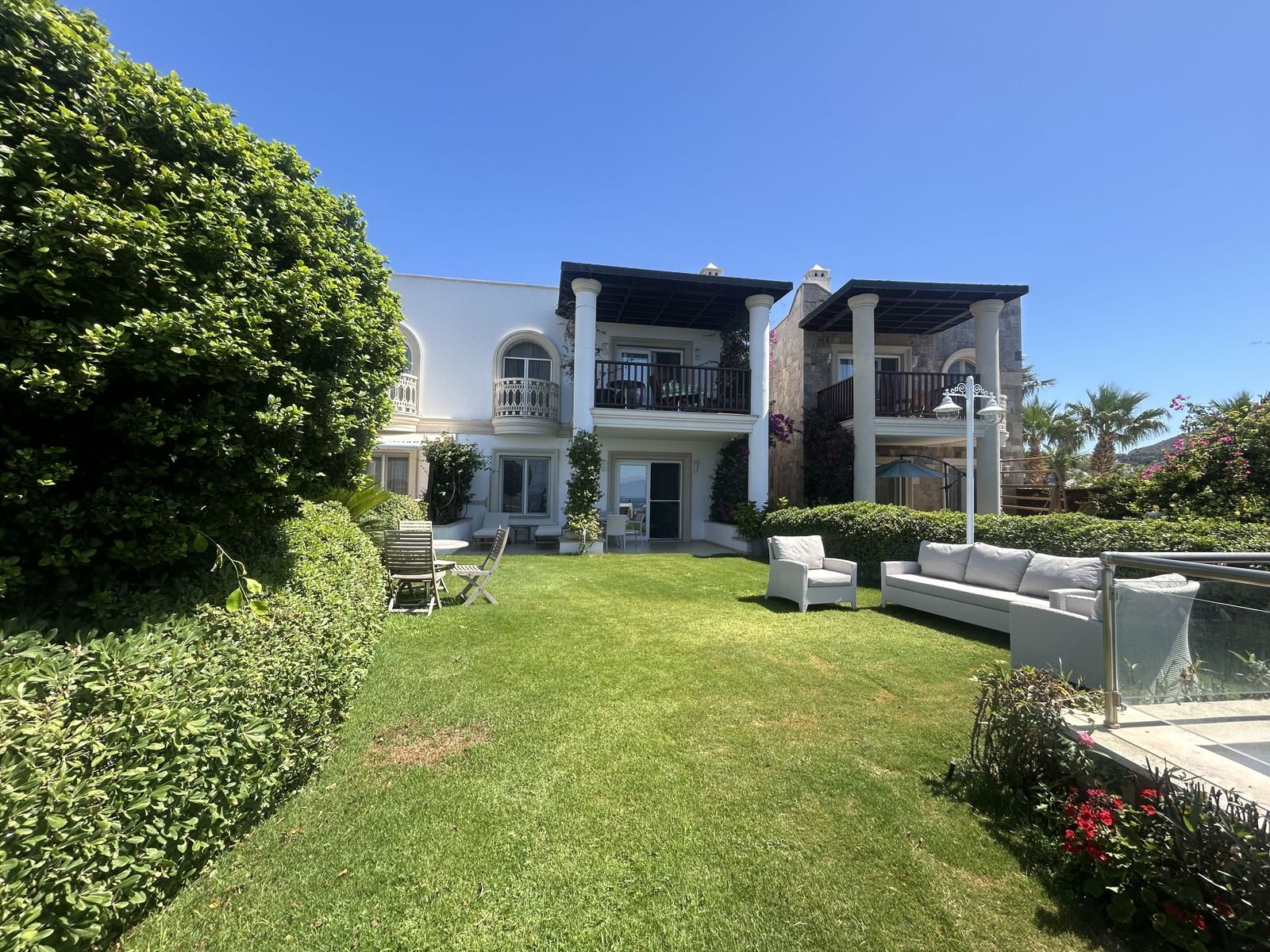 Sianji'de Deniz Manzaralı, Bahçeli, Eşyalı 3+1 Satılık Residence — Gümüşlük fotoğraf 3