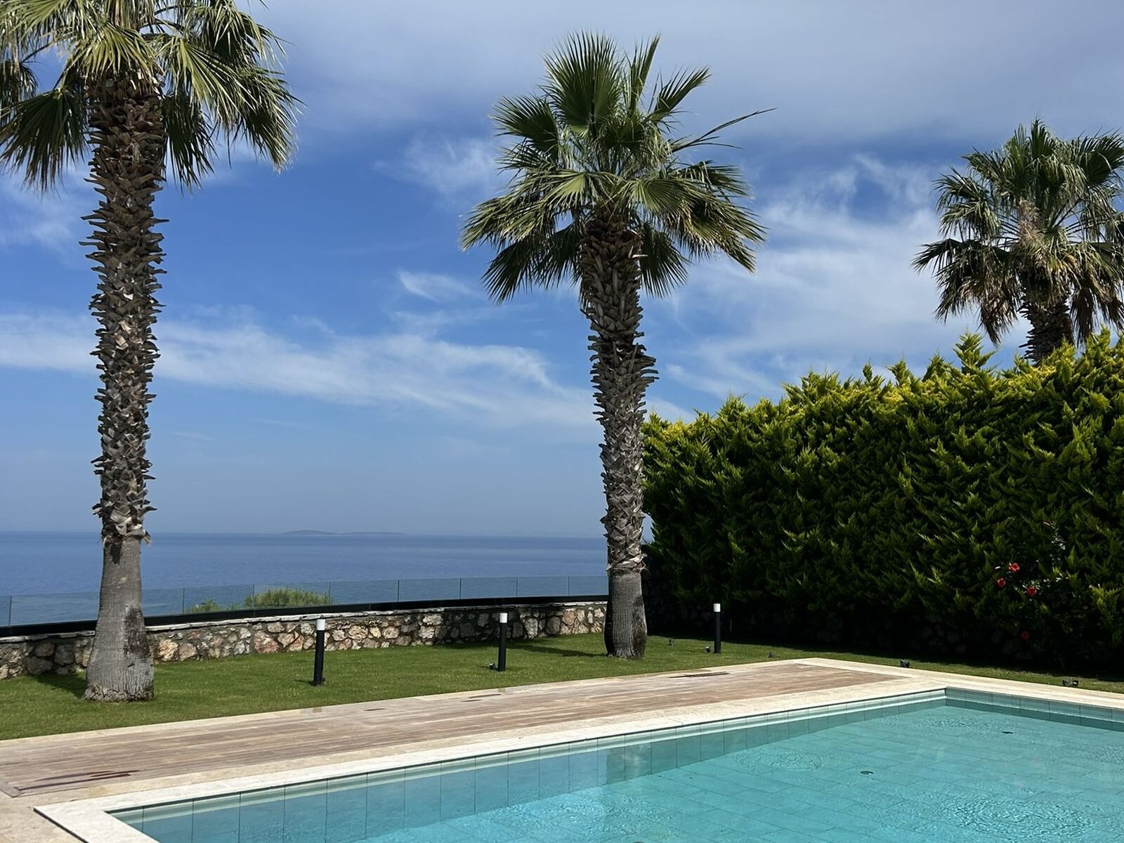 Yalıkavak'ta Enfes Deniz Manzaralı, Geniş Bahçeli 7+2 Satılık Villa — Yalıkavak fotoğraf 4
