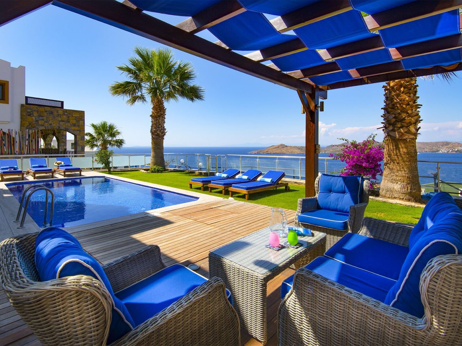 Yalıkavak'ta Enfes Deniz Manzaralı ve Havuzlu 3+1 Satılık Villa — Yalıkavak fotoğraf 1