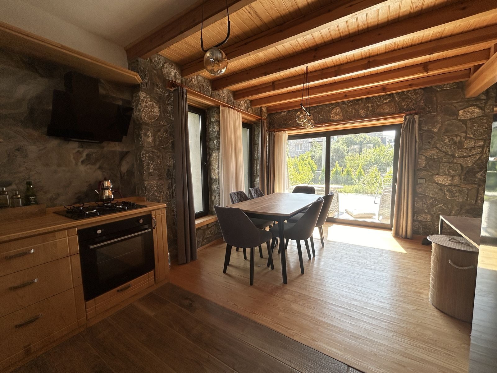 Kuyucak'ta Denize Yakın Geniş Bahçeli Müstakil 2+1 Satılık Villa — Meşelik fotoğraf 6