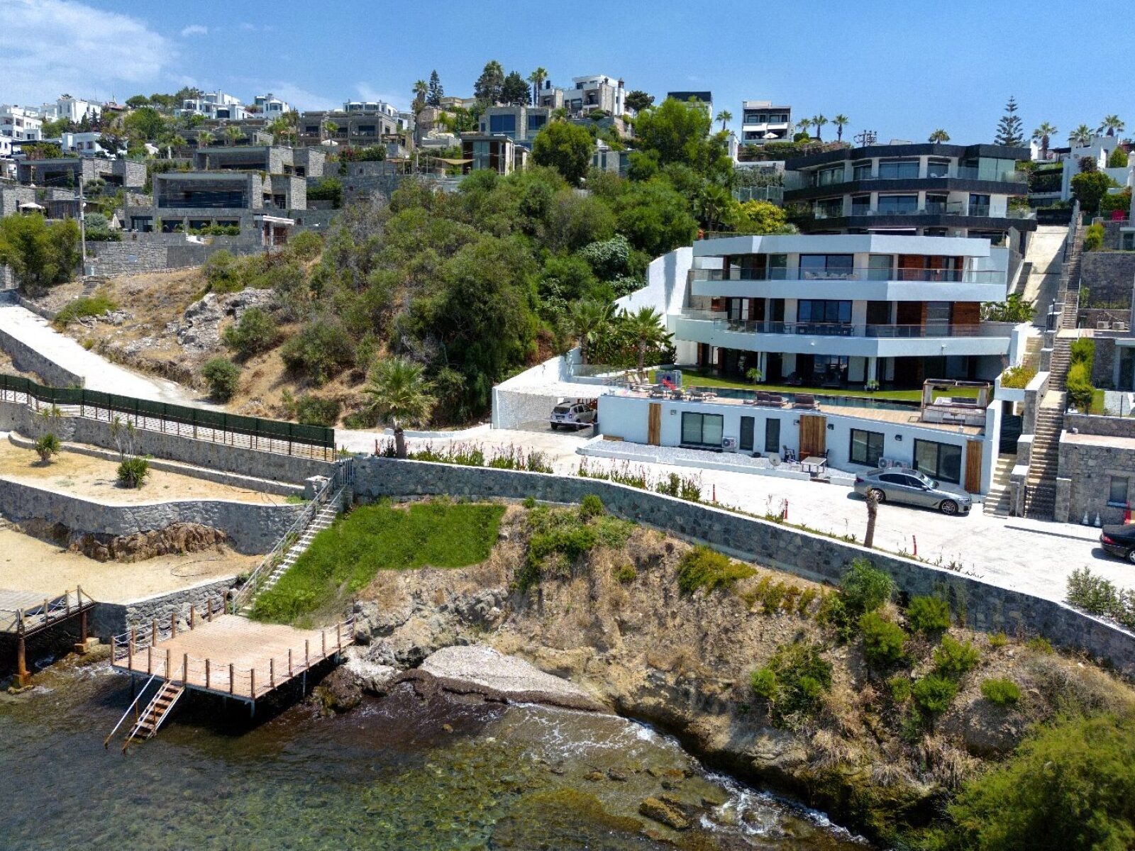 Yalıkavak’ta Denize Sıfır, İskeleli, Muhteşem Manzaralı Satılık Villa — Yalıkavak fotoğraf 1
