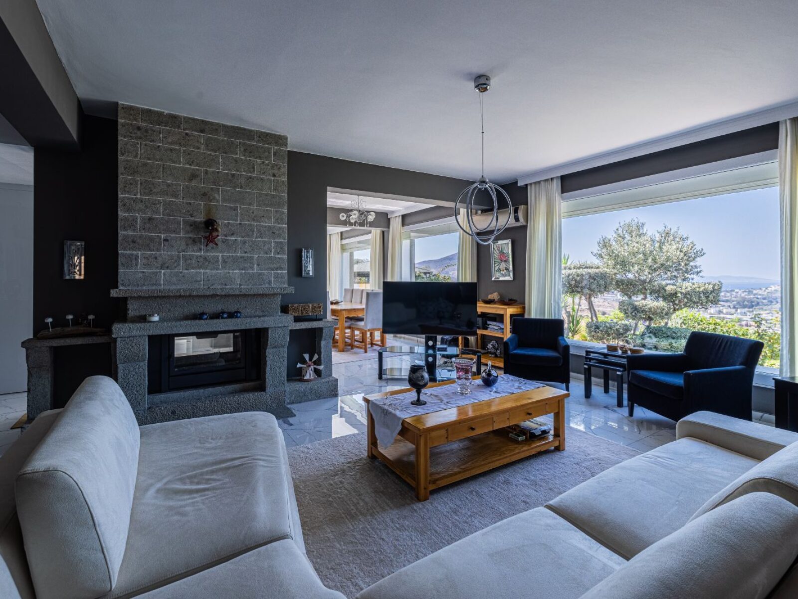 Gümüşlük’te 1.600 m2 Arsa İçinde Özel Havuzlu Satılık Taş Villa — Gümüşlük fotoğraf 4
