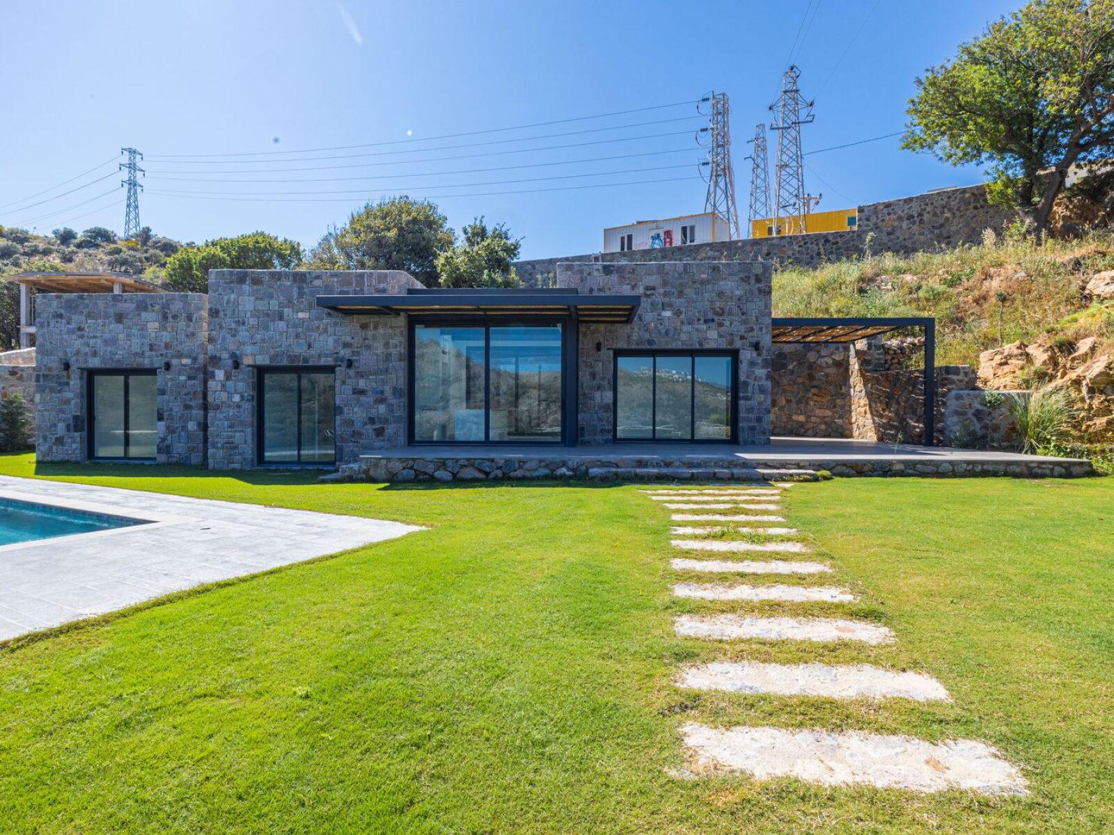 Gümüşlük'te Butik Site'de Tek Katlı Havuzlu 3+1 Satılık Taş Villa — Gümüşlük fotoğraf 5