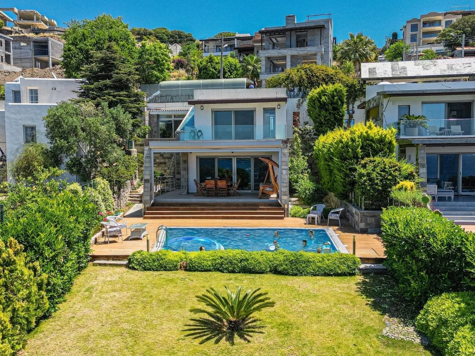 Yalıkavak'ta Muhteşem Deniz Manzaralı, Havuzlu 5+2 Satılık Villa — Yalıkavak fotoğraf 2