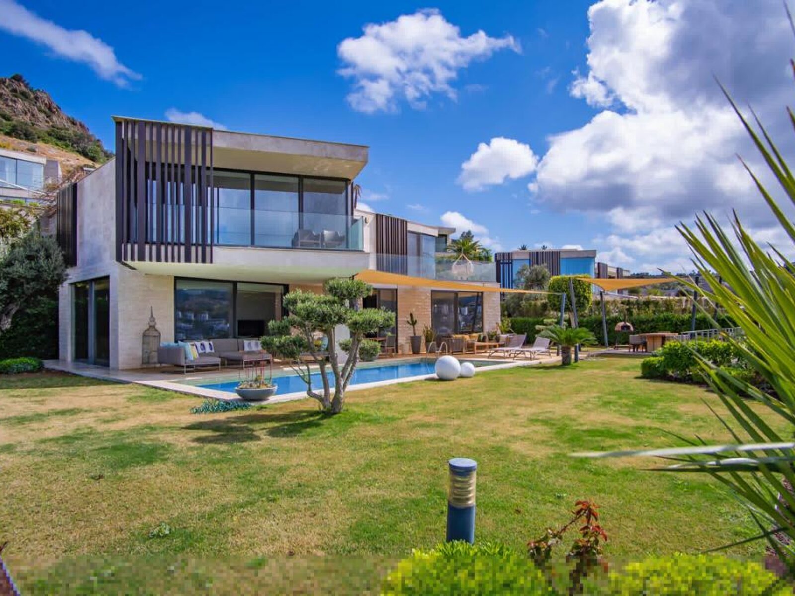 Yalıkavak'ta Lüks, Özel Plajlı Sitede 6+1 Satılık Villa — Yalıkavak fotoğraf 1