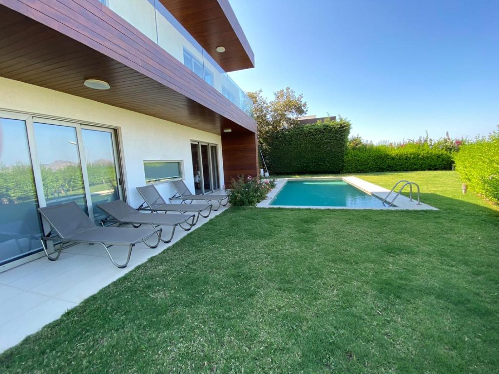 Yalıkavak'ta Deniz ve Doğa Manzaralı, Havuzlu 4+1 Satılık Villa — Yalıkavak fotoğraf 3