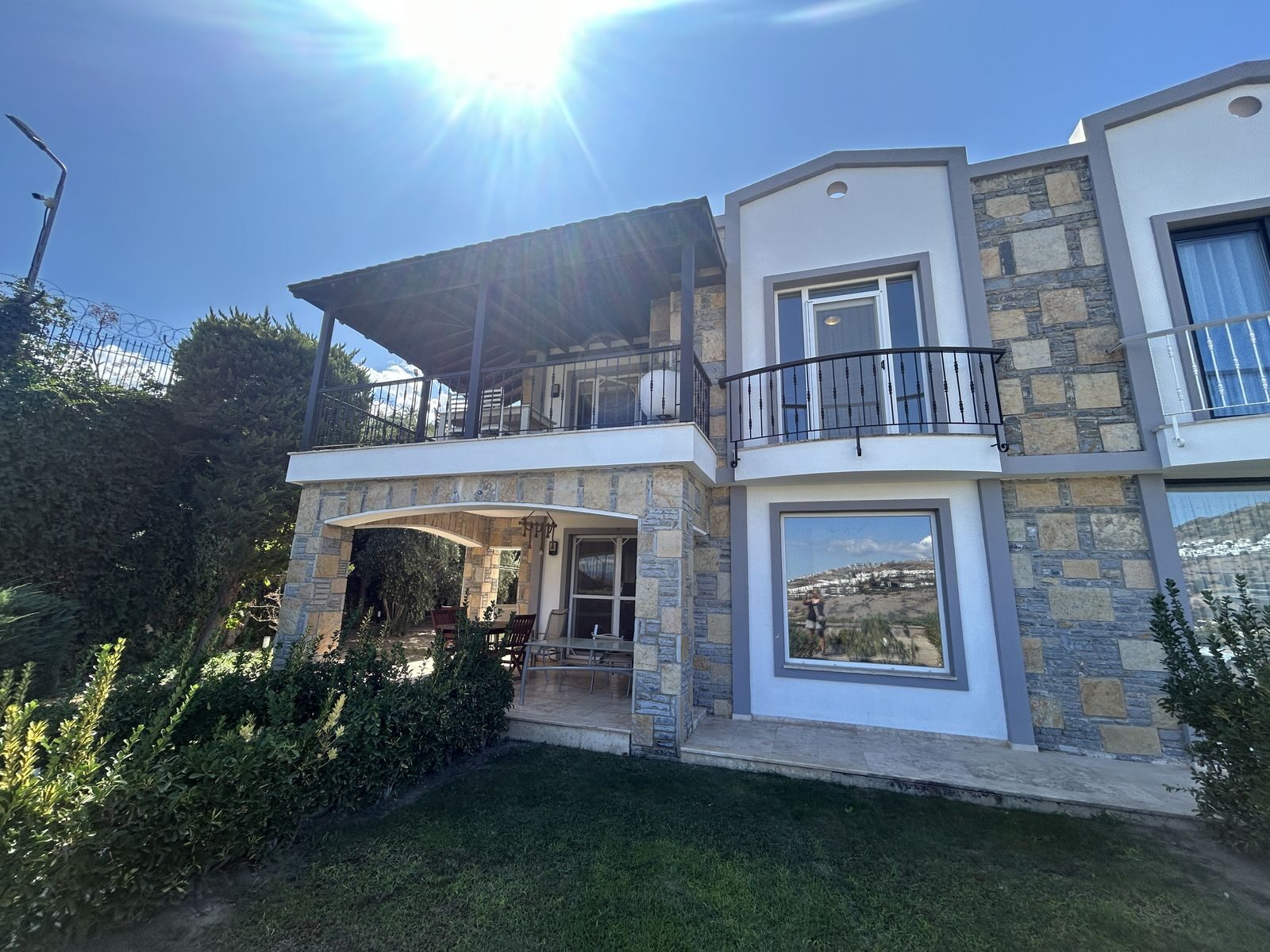Gündoğan'da Doğa ve Deniz Manzaralı, Bahçeli 3+1 Satılık Ev — Gündoğan fotoğraf 1