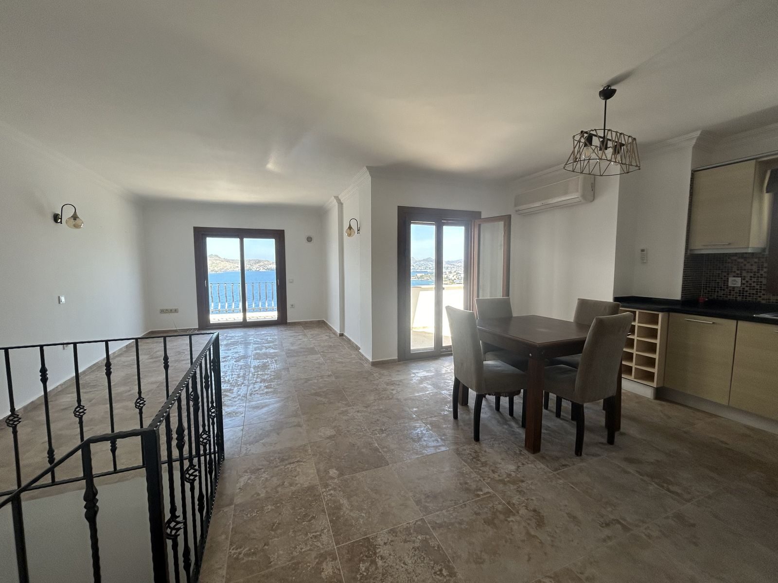 Yalıkavak’ta, Site İçinde Enfes Deniz Manzaralı 3+1 Satılık Ev — Yalıkavak fotoğraf 2