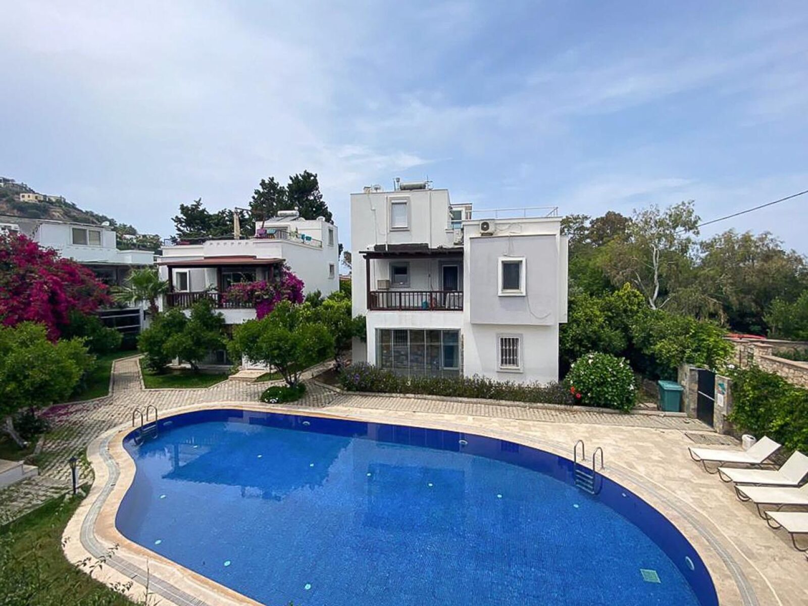 Yalıkavak'ta Site İçerisinde Denize 50m Mesafede 3+1 Satılık Ev — Yalıkavak fotoğraf 1