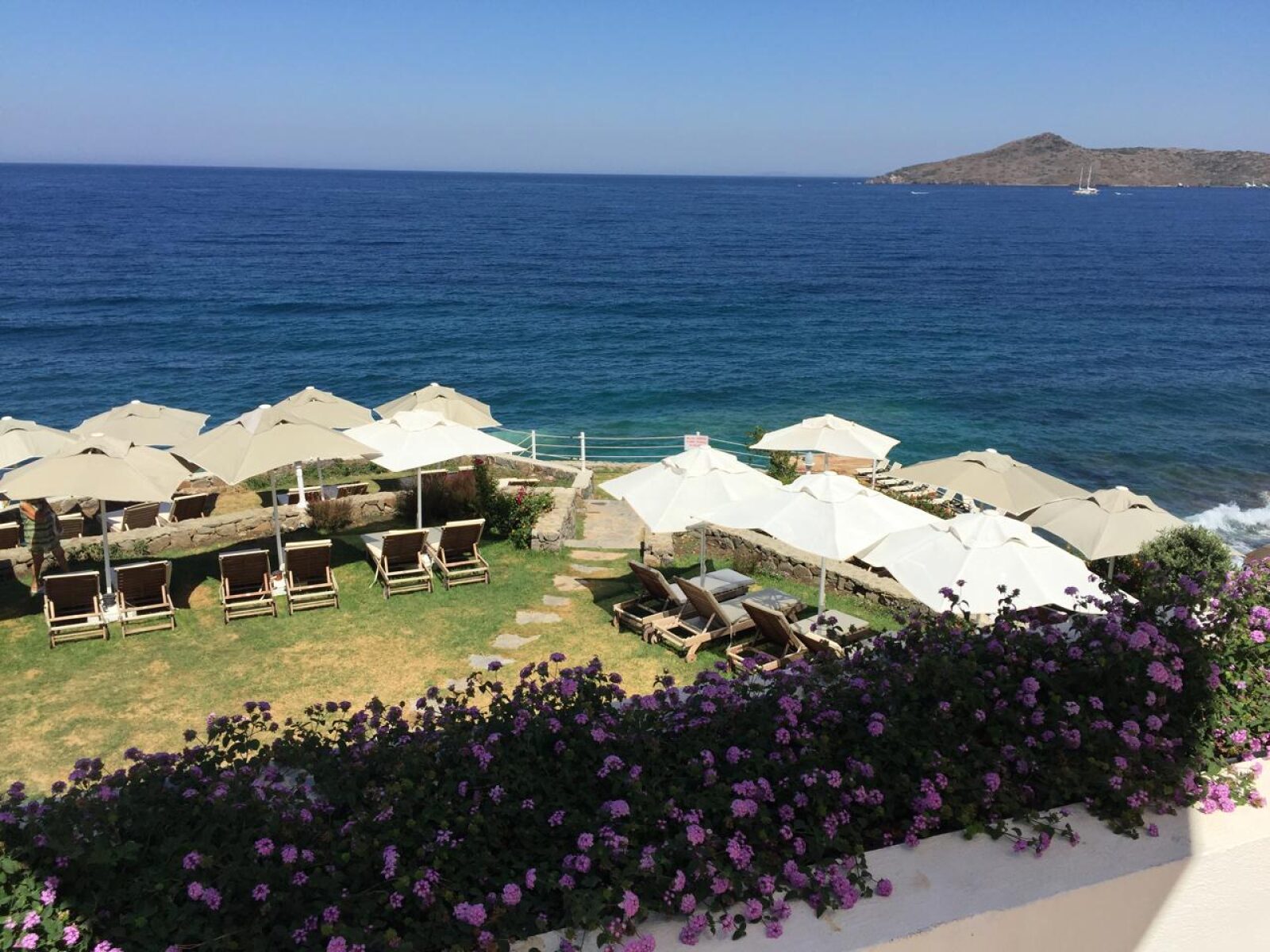 Yalıkavak'ta Özel Plajlı Site'de Deniz Manzaralı 4+1 Satılık Ev — Yalıkavak fotoğraf 1