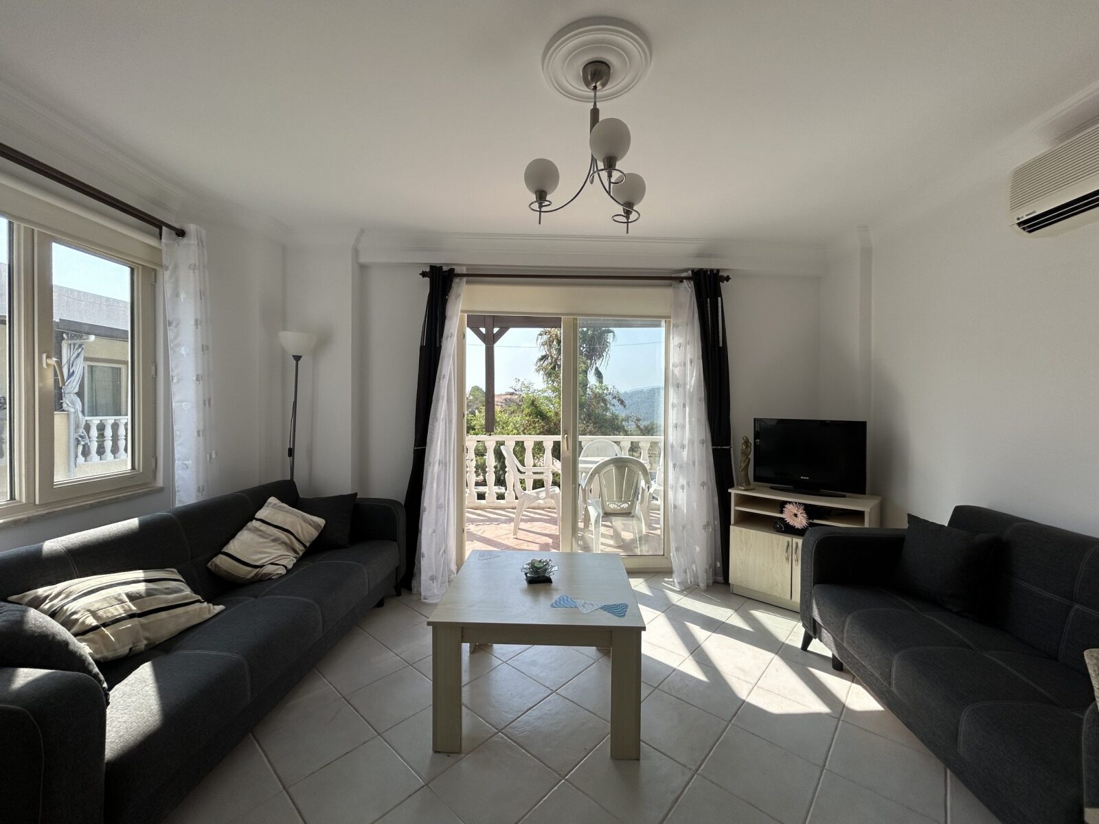 Boğaziçi'nde Özel Plajlı ve Sosyal Tesisli Sitede 2+1 Satılık Daire — Boğaziçi fotoğraf 4