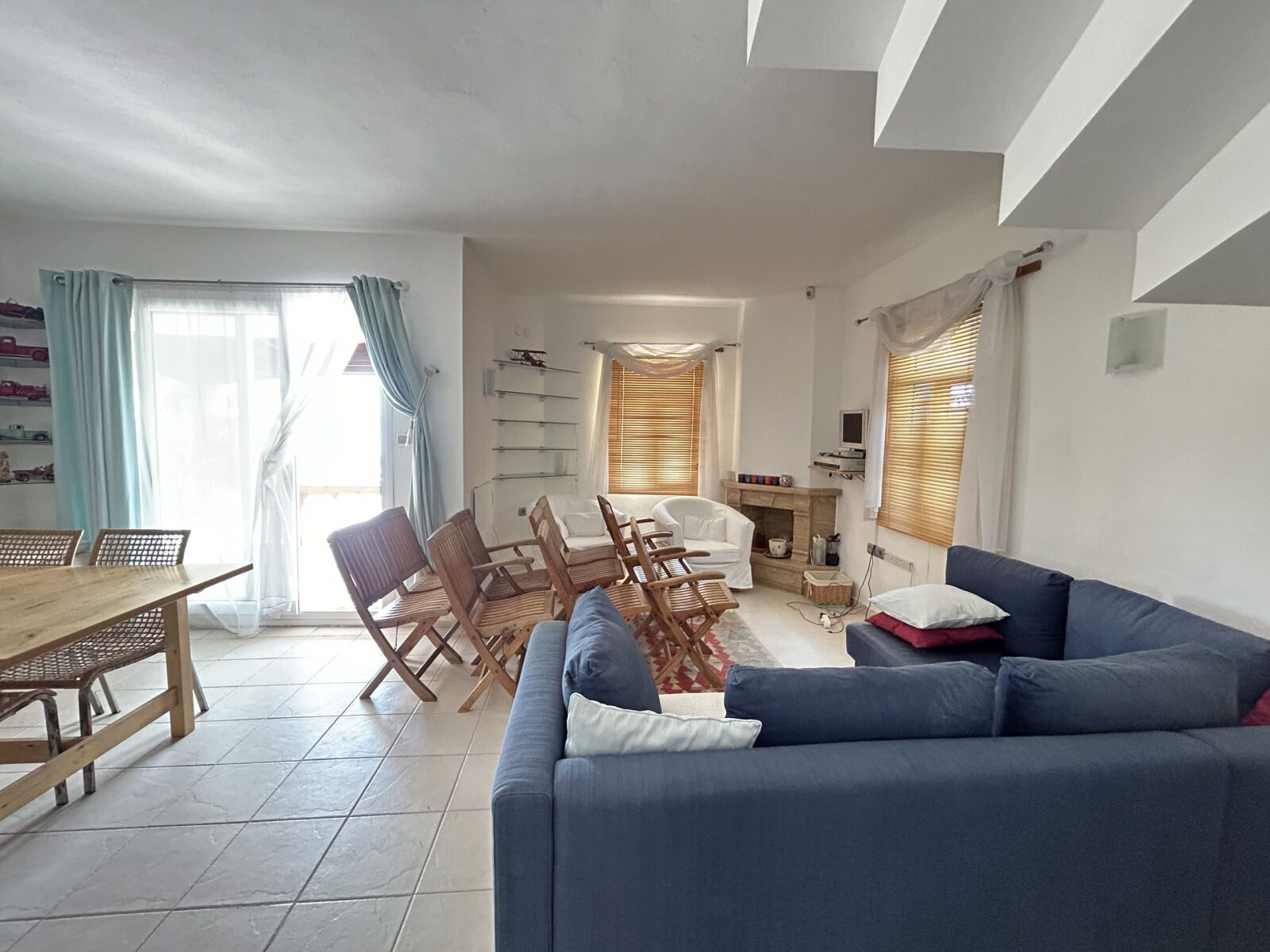 Boğaziçi'nde Site İçinde Göl Manzaralı 3+1 Dubleks Satılık Ev — Boğaziçi fotoğraf 4