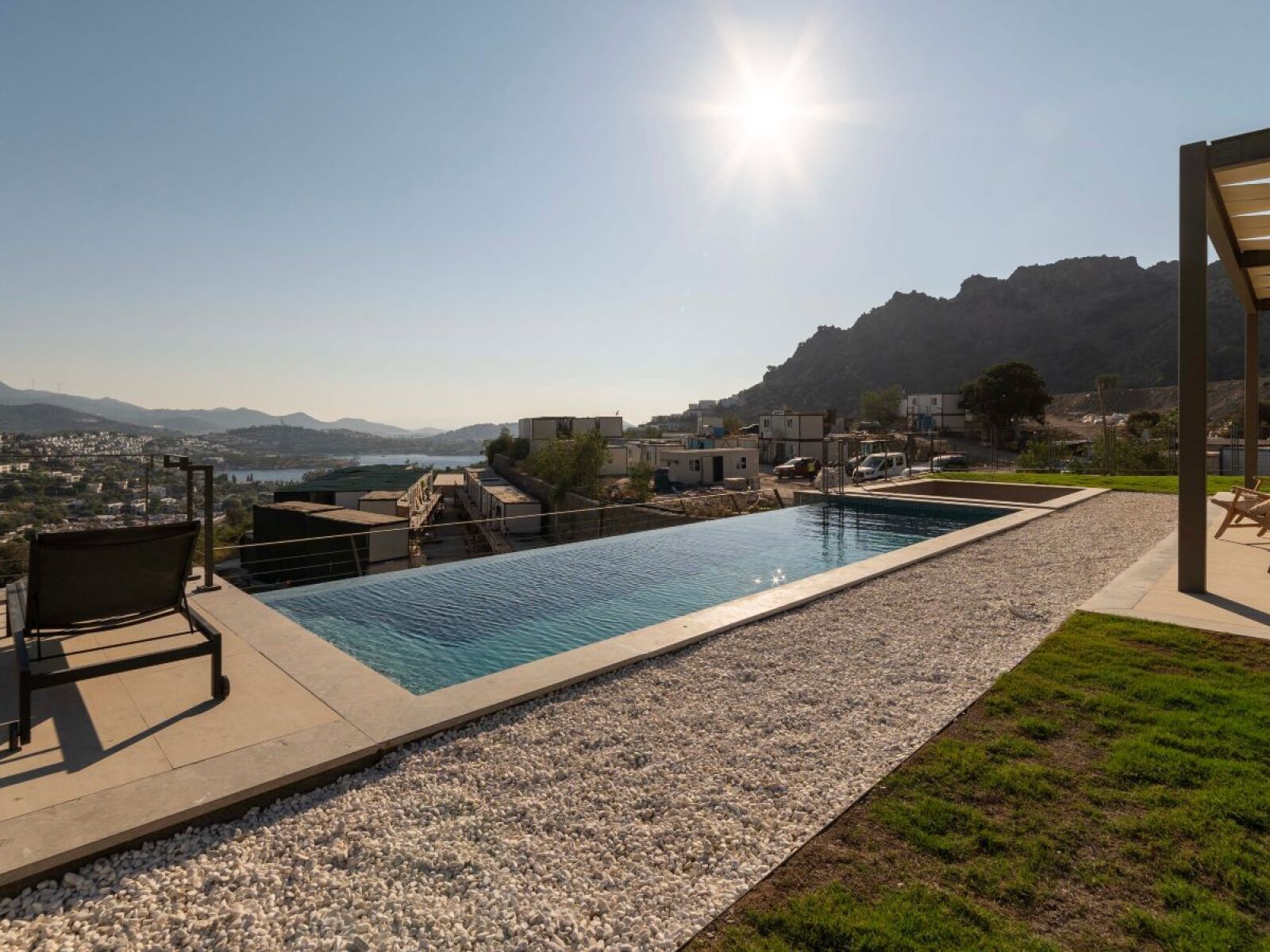 Yalıkavak'ta Deniz Manzaralı Tek Katlı 4+1 Satılık Taş Villa — Yalıkavak fotoğraf 4