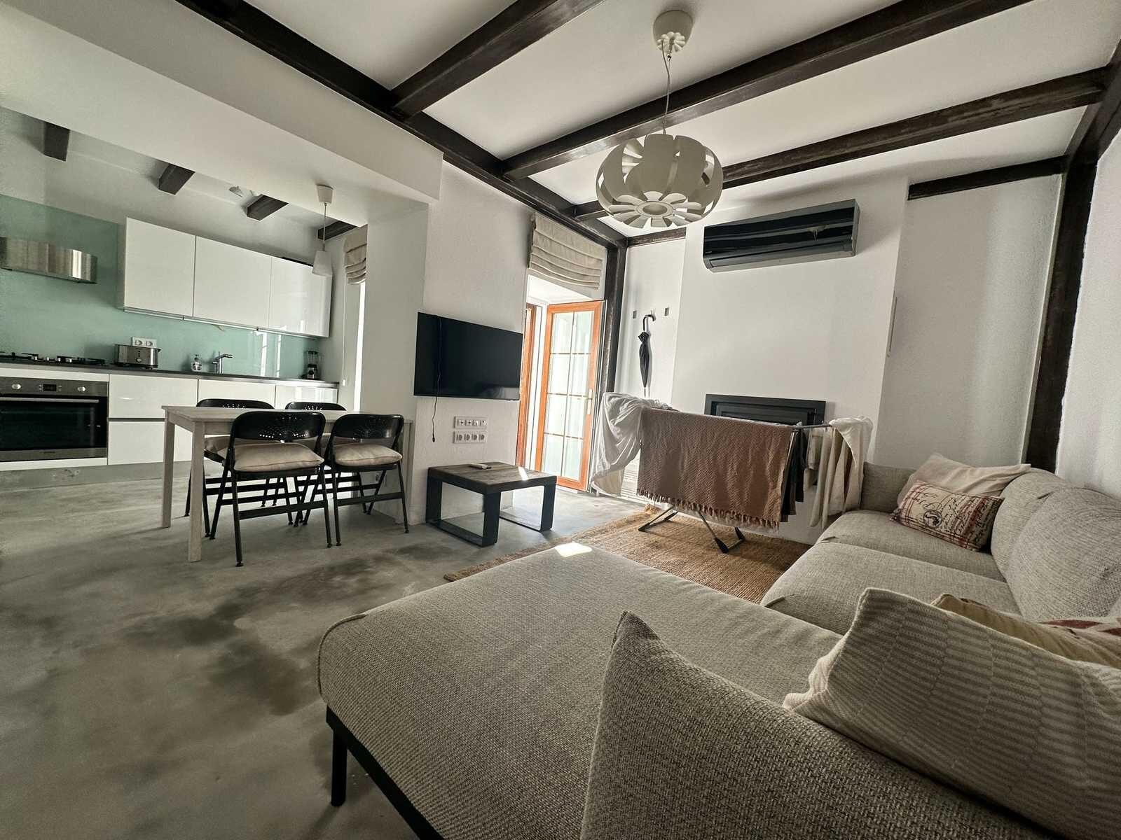 Bodrum Marina'ya Yürüme Mesafesinde 2+1 Satılık Avlulu Taş Ev — Bodrum Merkez fotoğraf 2