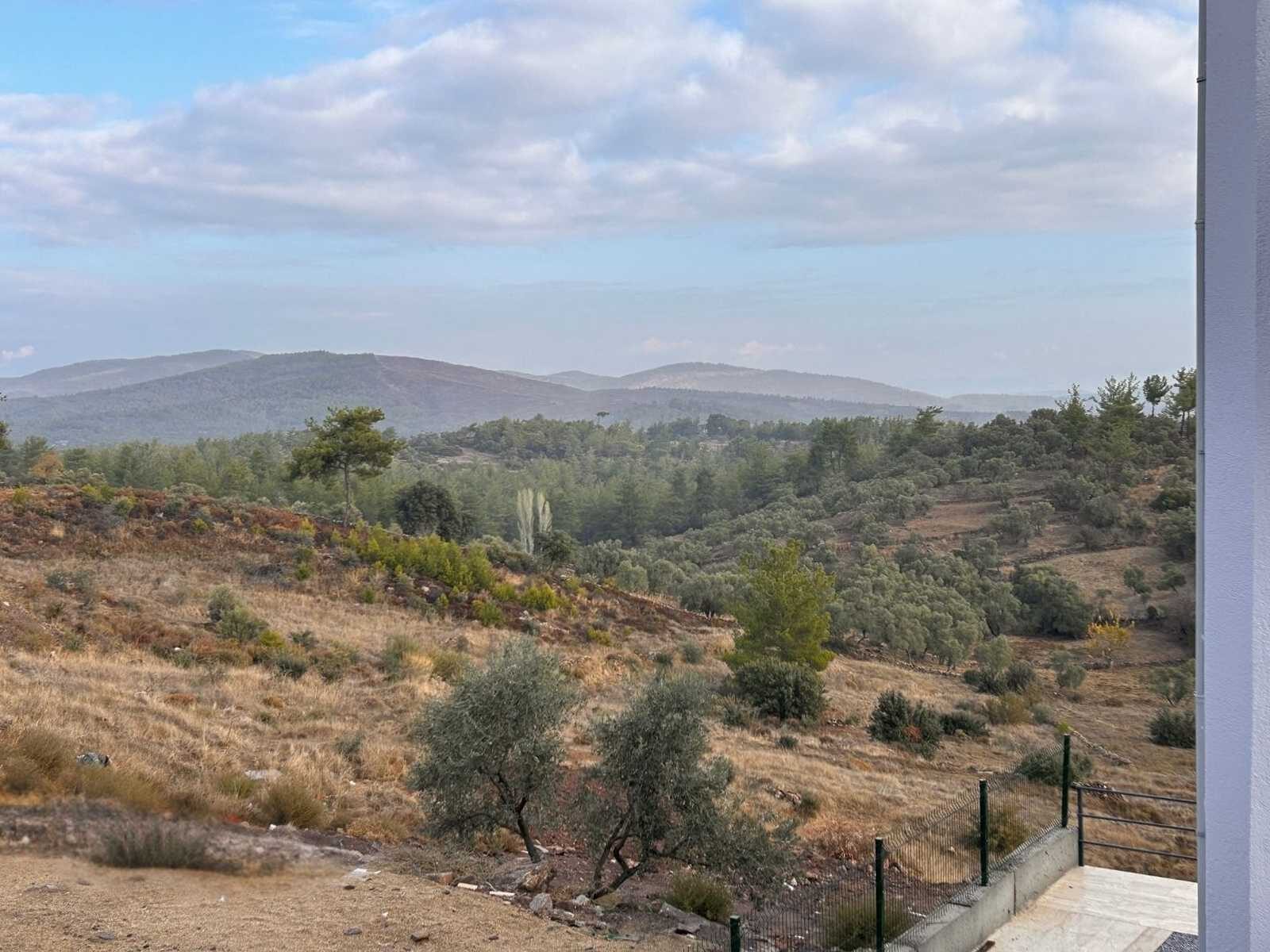 Mumcular'da, Merkez'e 5 Dk Mesafede, Doğa Manzaralı, Sıfır 2+1 — Mumcular fotoğraf 2