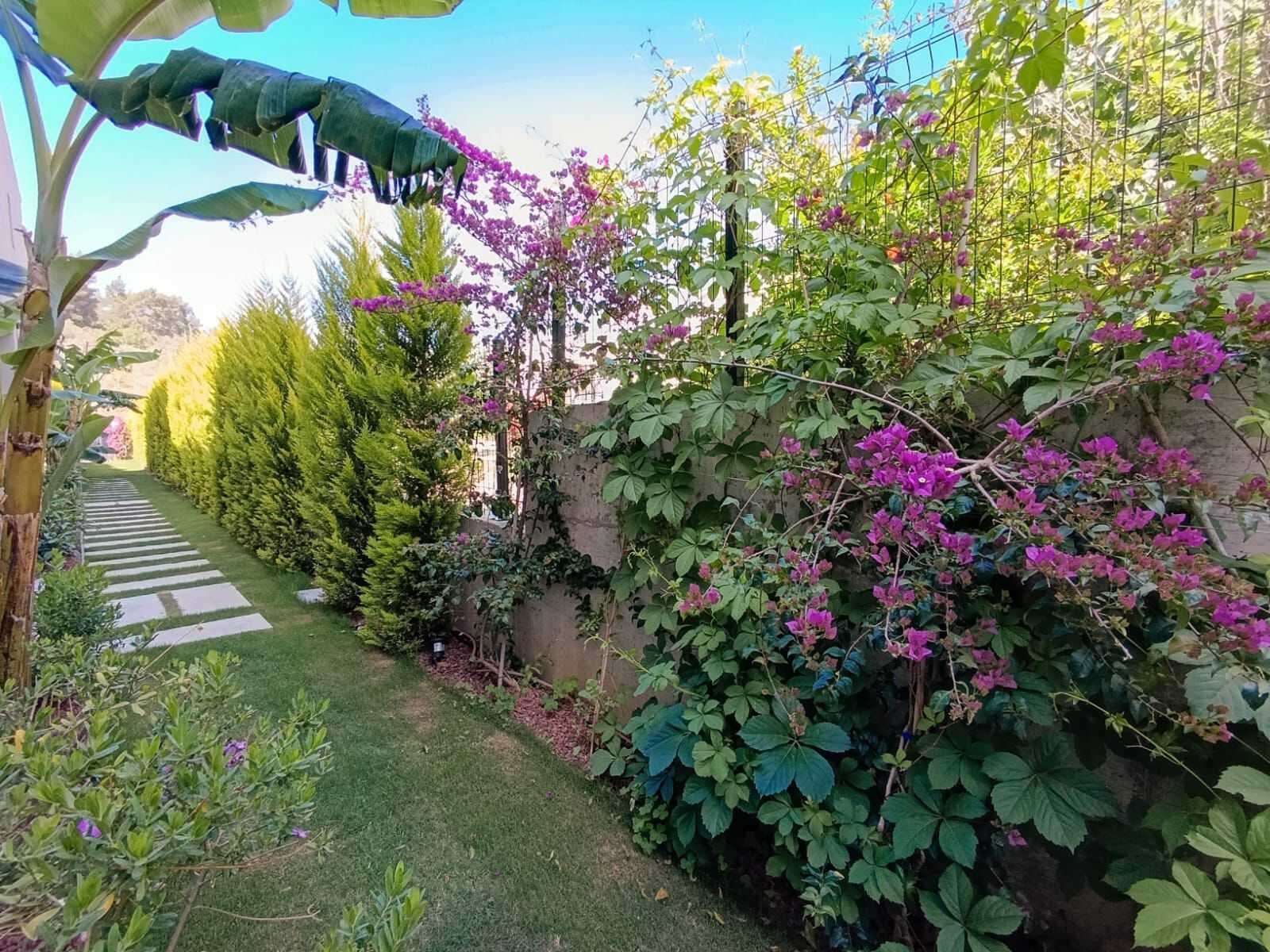 Güvercinlik Sınırında Sahile 2 Dakika Mesafede 4+1 Havuzlu Villa — Meşelik fotoğraf 5