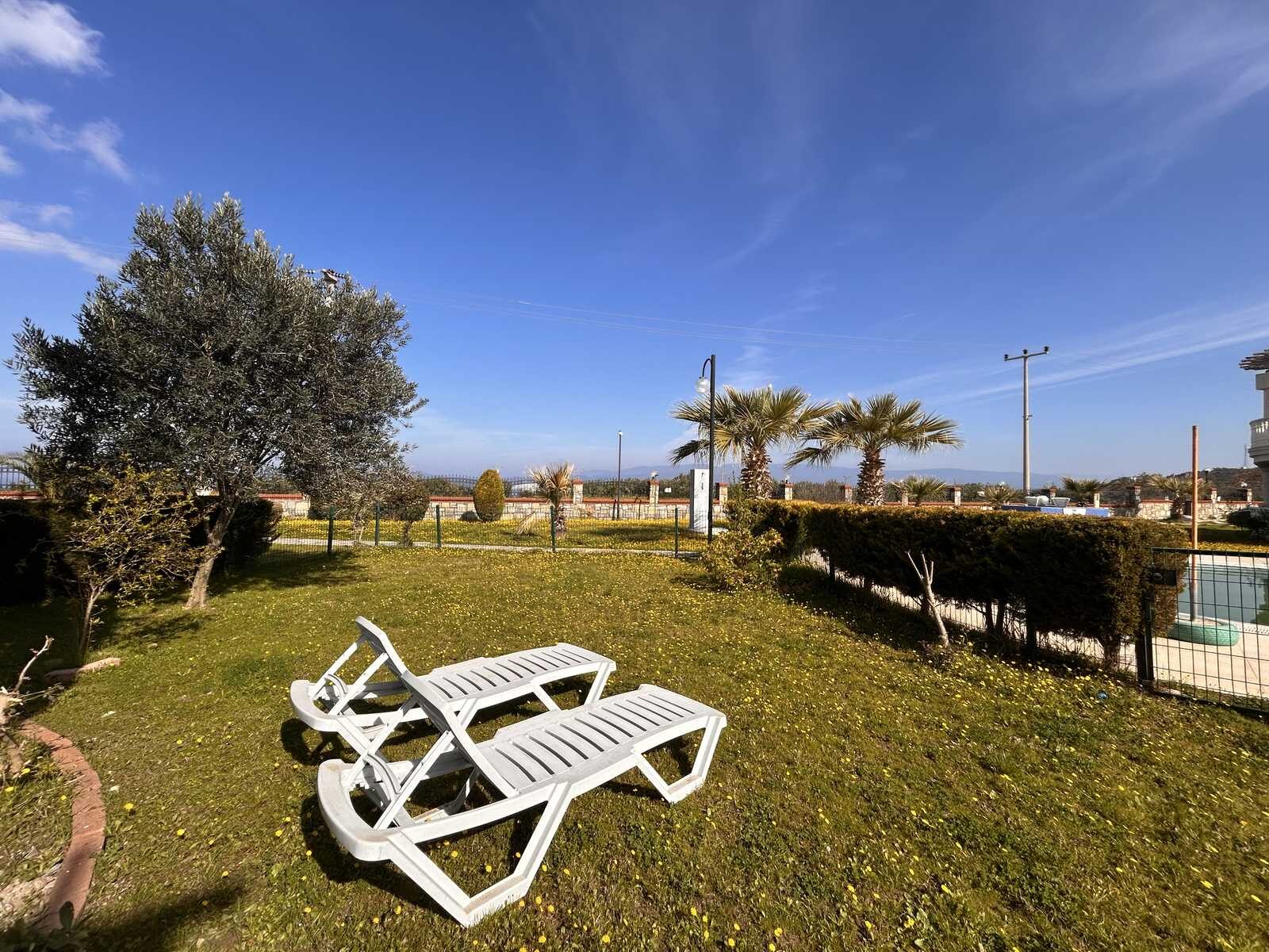Flamingo Country Club'da Geniş Bahçeli 2+1 Satılık Daire — Boğaziçi fotoğraf 3