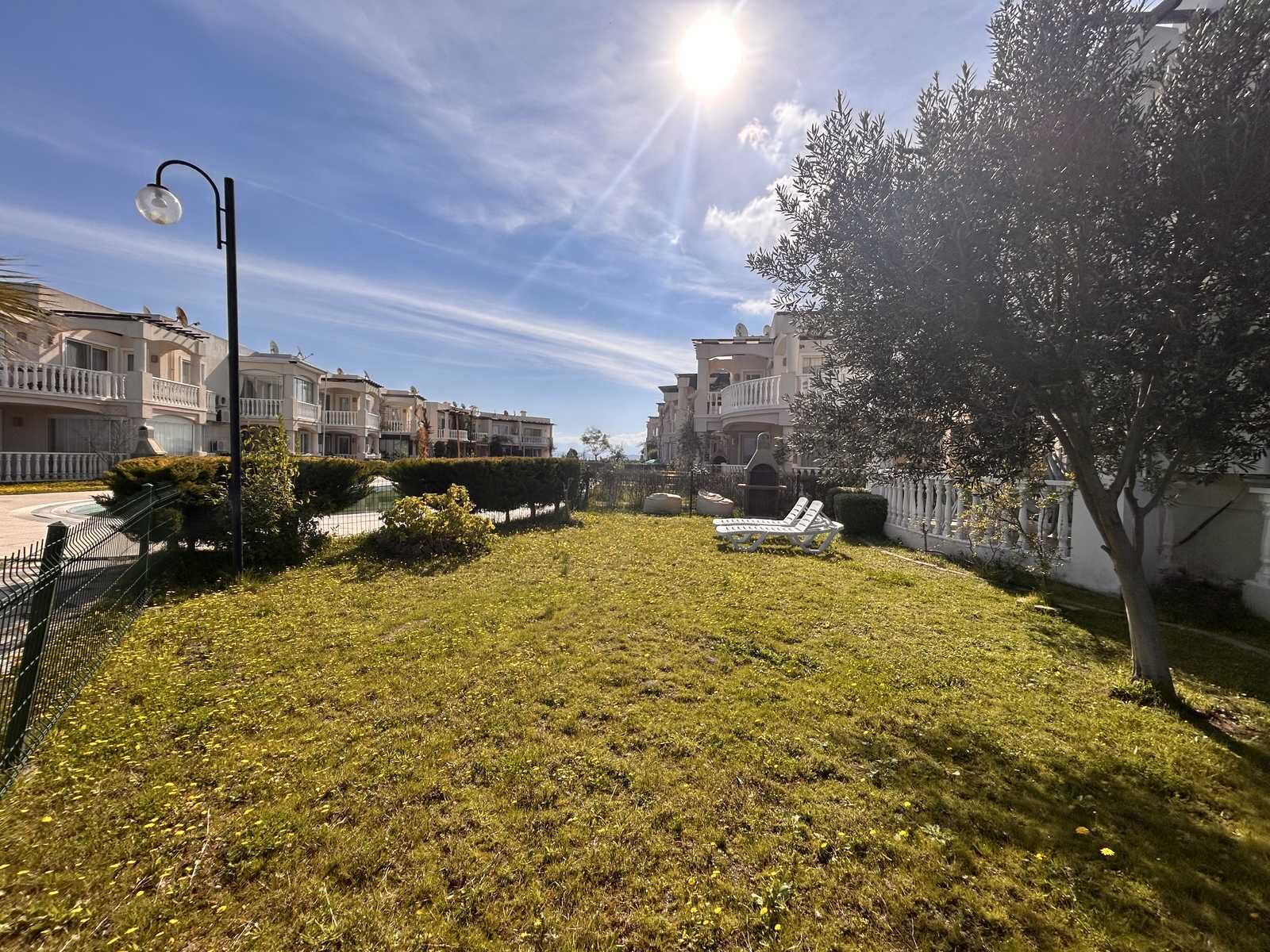 Flamingo Country Club'da Geniş Bahçeli 2+1 Satılık Daire — Boğaziçi fotoğraf 4
