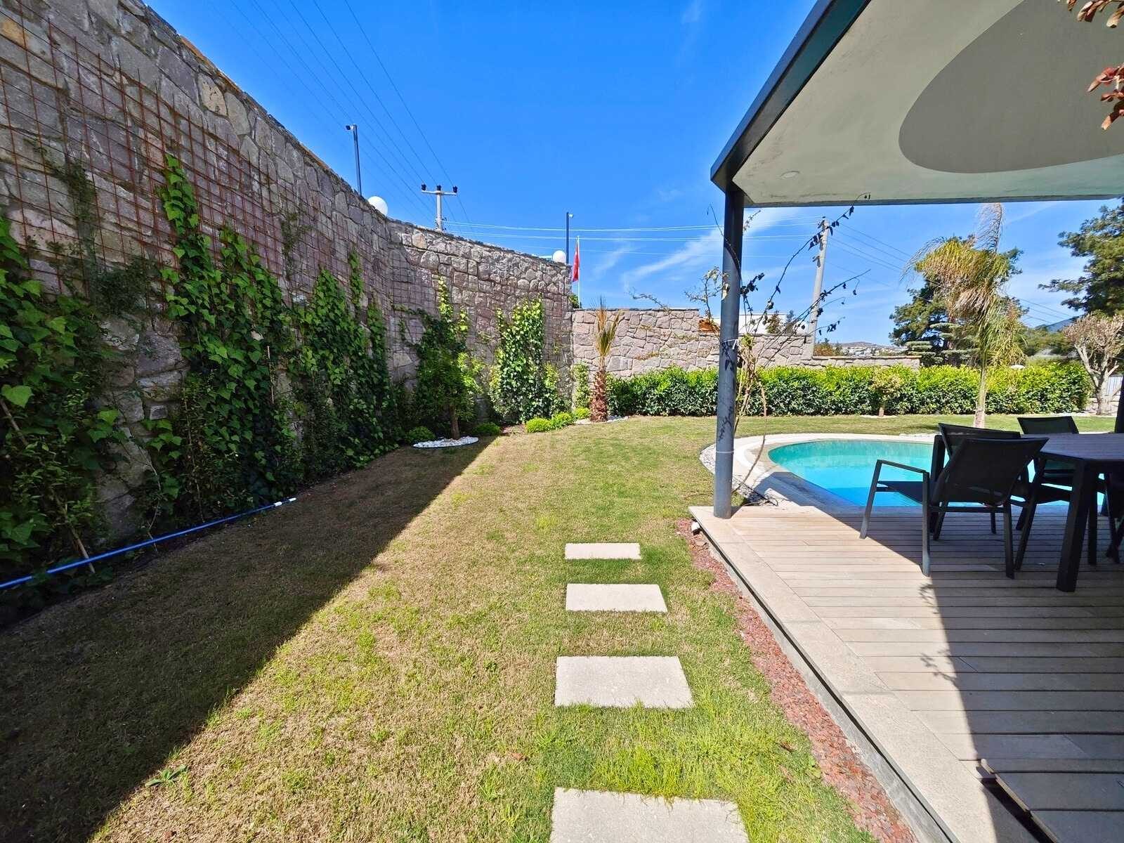 Bitez'de Havuzlu, Saunalı, Bağımsız Stüdyolu Satılık 6+1 Lüks Villa — Bitez fotoğraf 4