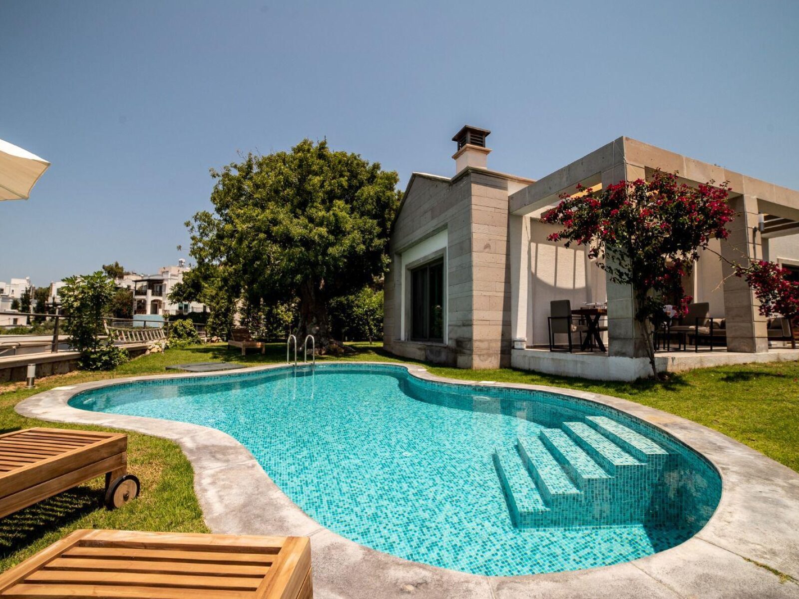 Yalıkavak'ta Doğa Manzaralı Tek Katlı Müstakil Havuzlu 3+1 Villa — Yalıkavak fotoğraf 2