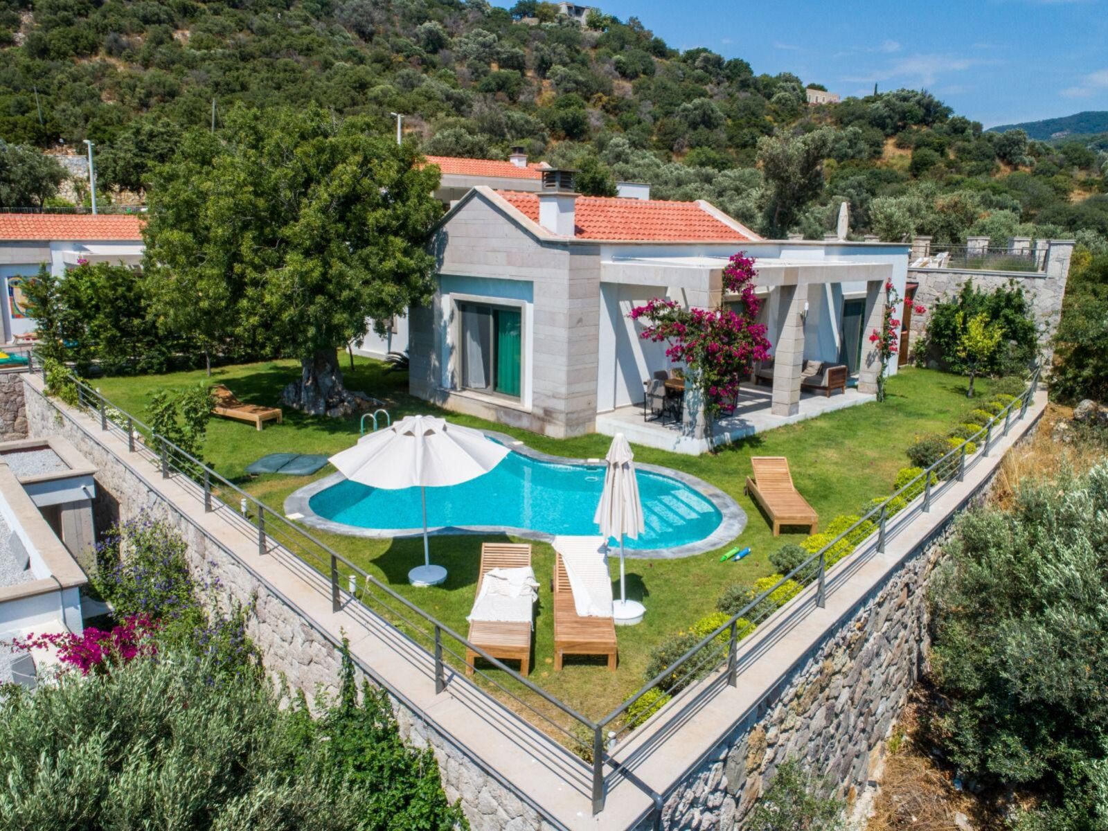 Yalıkavak'ta Doğa Manzaralı Tek Katlı Müstakil Havuzlu 3+1 Villa — Yalıkavak fotoğraf 1