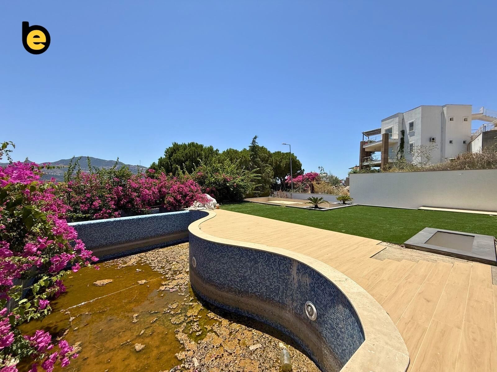 Yalıkavak'ta Deniz Manzaralı, Havuz ve Geniş Bahçeli 5+1 Villa — Yalıkavak fotoğraf 6