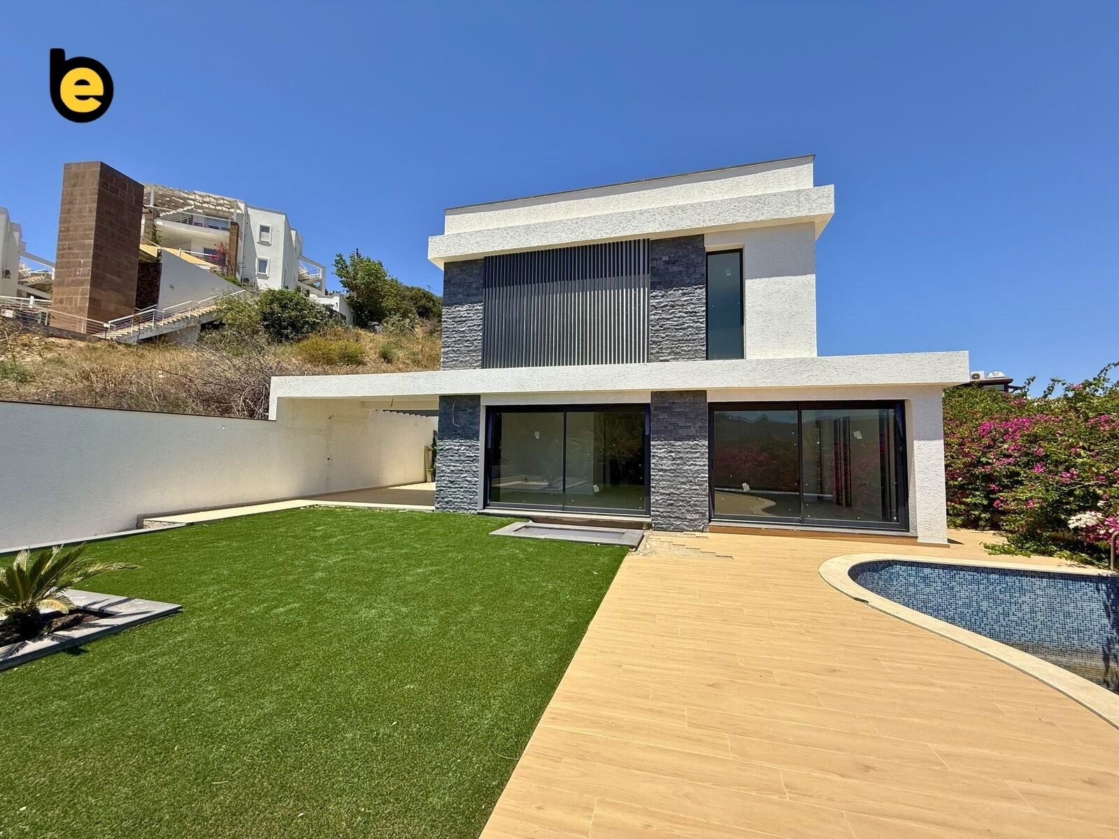 Yalıkavak'ta Deniz Manzaralı, Havuz ve Geniş Bahçeli 5+1 Villa — Yalıkavak fotoğraf 3
