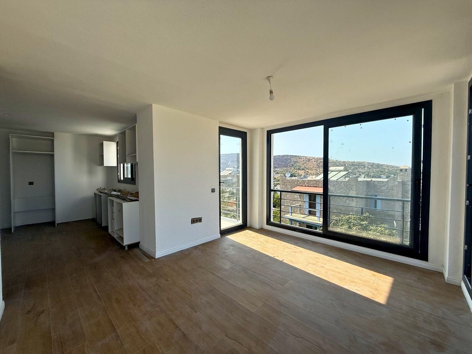 Göltürkbükü'nde Muhteşem Deniz Manzaralı Sıfır 2+1 Satılık Daire — Göltürkbükü fotoğraf 6