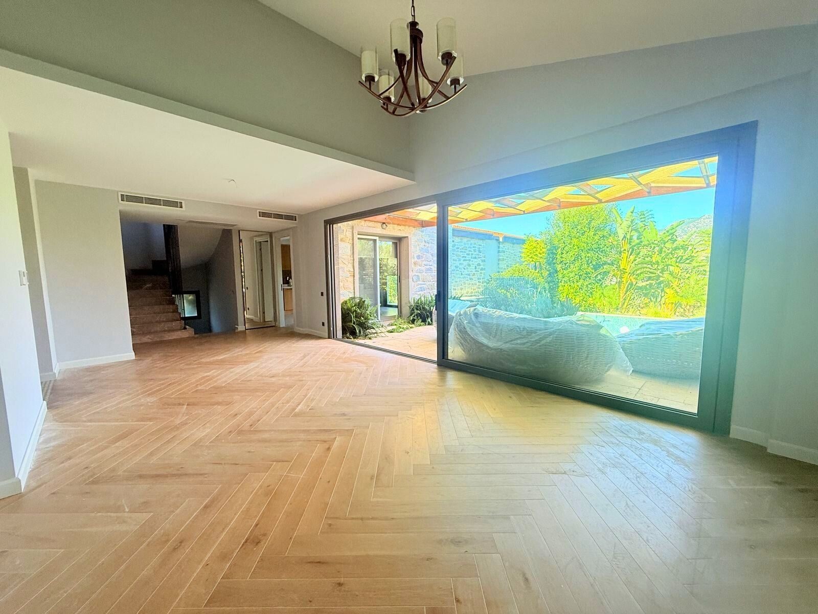 Bitez'de Butik Sitede Doğa Manzaralı Özel Havuzlu 4+1 Taş Villa — Bitez fotoğraf 6