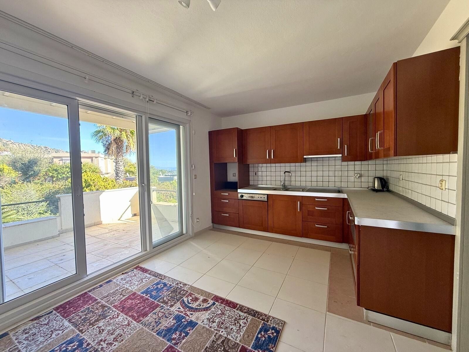 Türkbükü Evleri Sitesi’nde Deniz Manzaralı 1+1 Satılık Daire — Göltürkbükü fotoğraf 5
