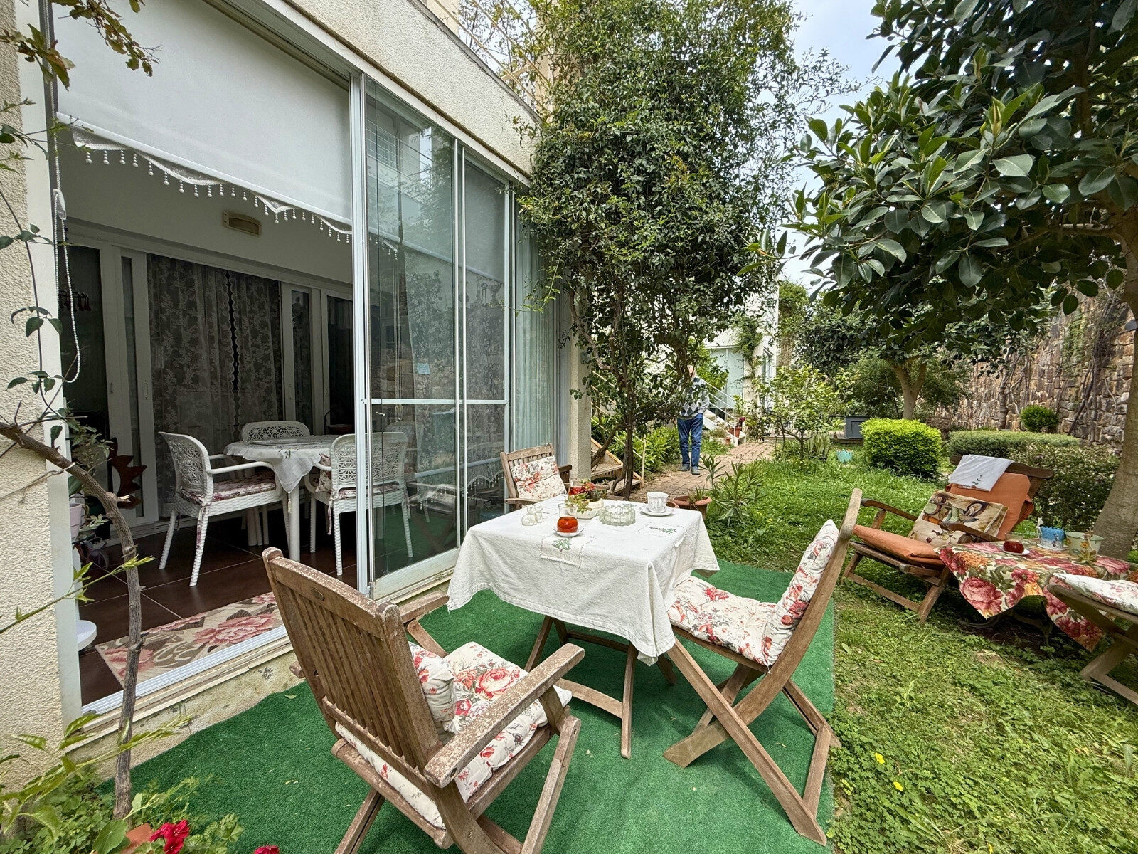 Gümüşlük’te Havuzlu Site İçinde Bahçeli 2+1 Satılık Daire — Gümüşlük fotoğraf 2
