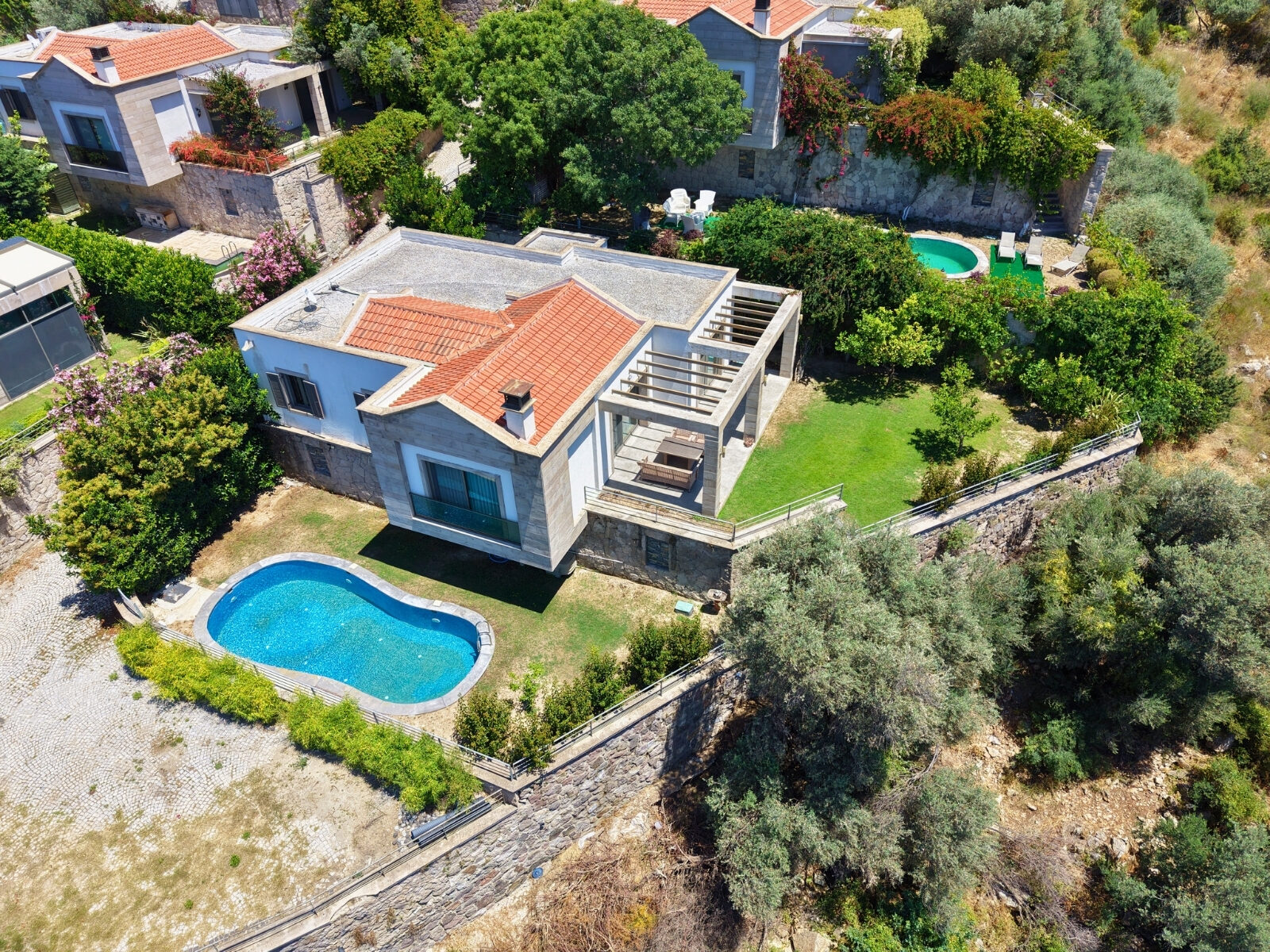 Yalıkavak'ta Havuzlu Doğa Manzaralı Tek Katlı 3+1 Satılık Villa — Yalıkavak fotoğraf 1