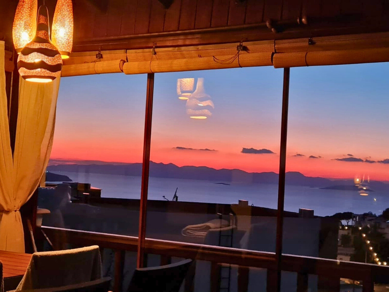 Koyunbaba’da Havuzlu Sitede Deniz Manzaralı Satılık 2+1 Daire — Gümüşlük fotoğraf 4