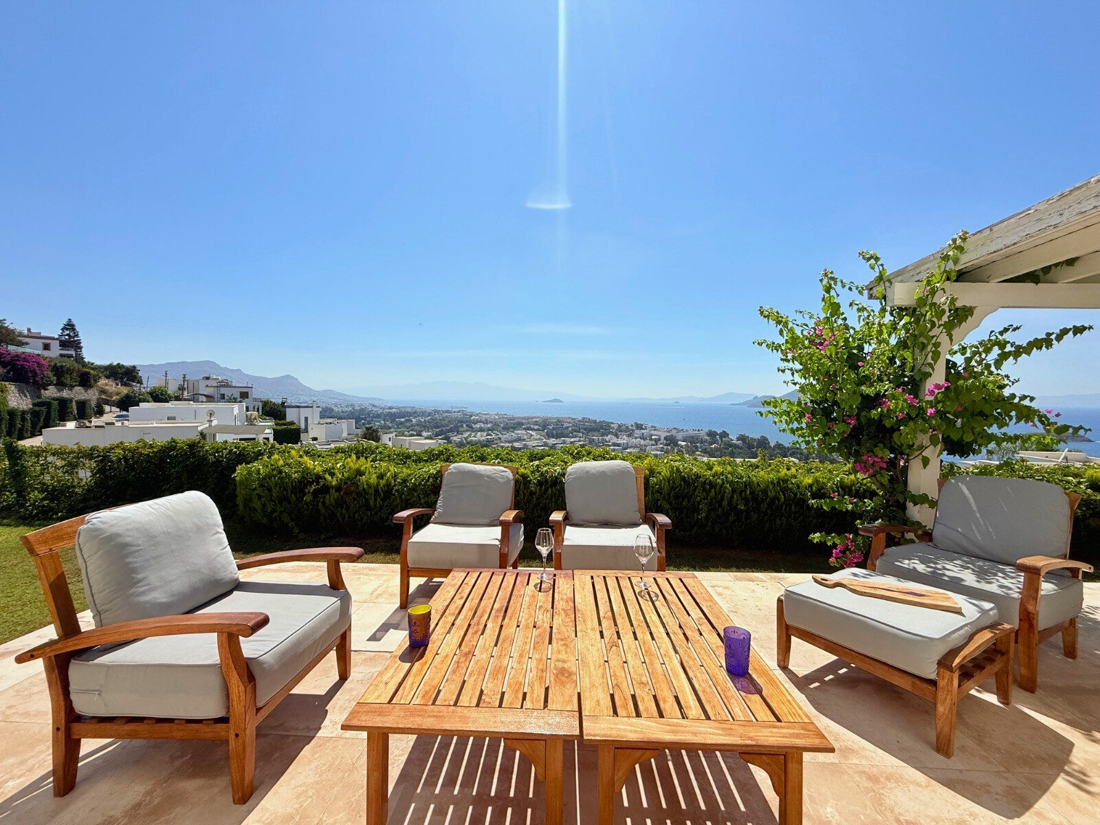Kadıkalesin'de Panoramik Deniz Manzaralı ve Bahçeli 4+1 Villa — Gümüşlük fotoğraf 6